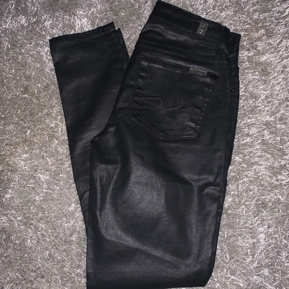 7FAM Black Cropped Skinny Jean